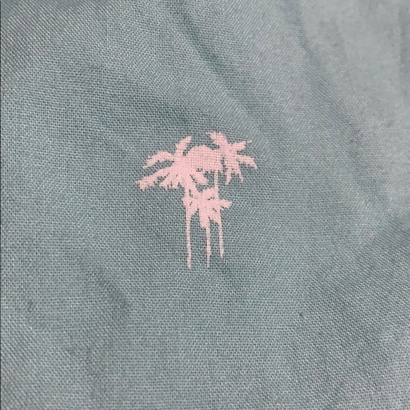 American Eagle light blue button up w palm trees - Picture 5 of 6